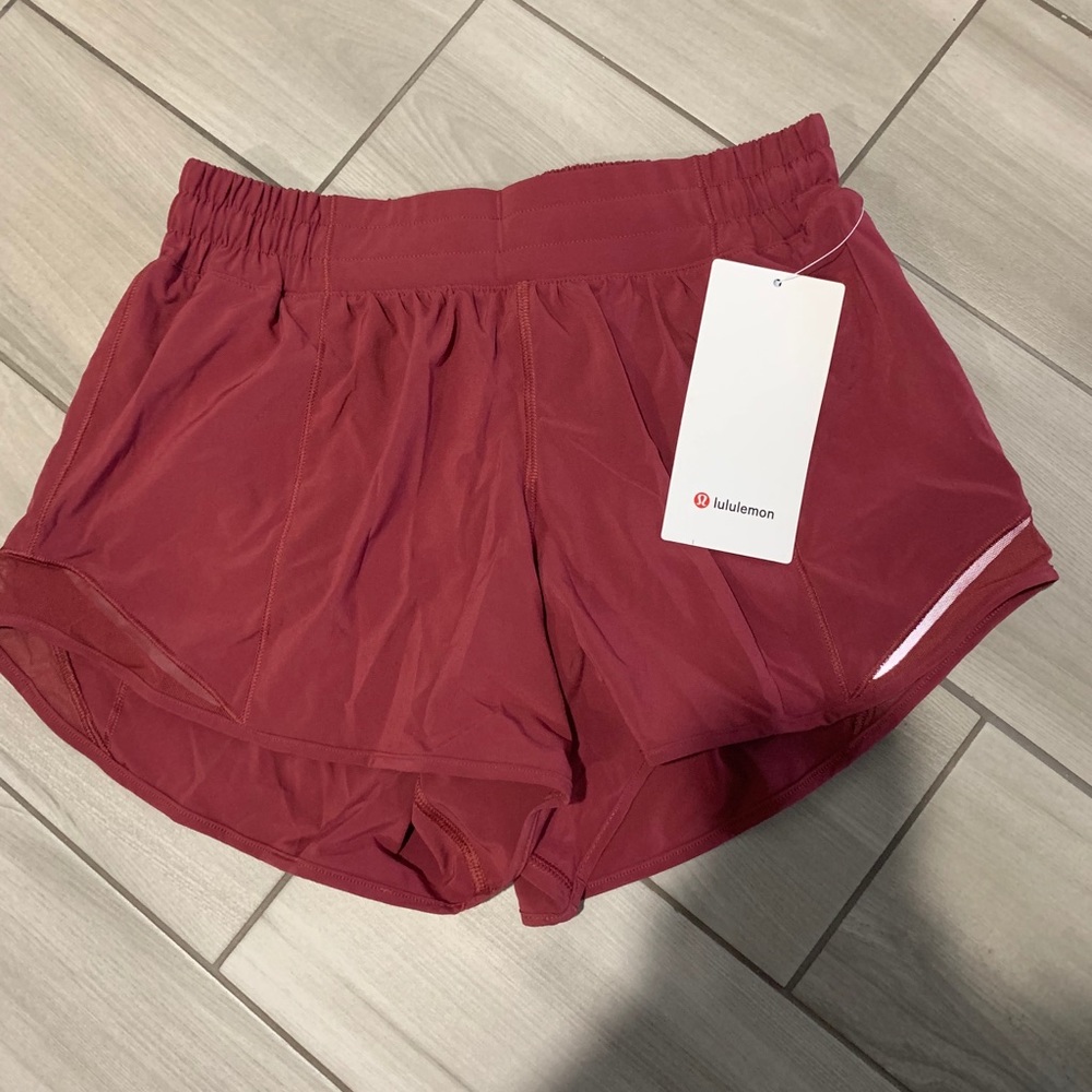 Lululemon Hotty Hot Short 4” * Chianti - Picture 6 of 6